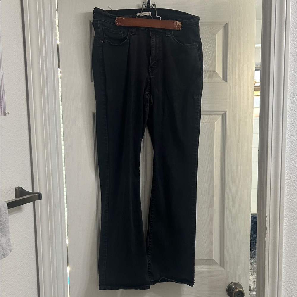 Black classic bootcut Levi’s